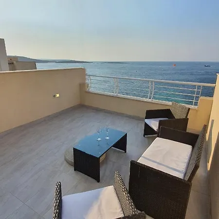 Bay Square Penthouse San Pawl il-Baħar