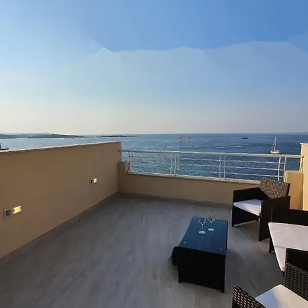 Bay Square Penthouse Апартаменты *