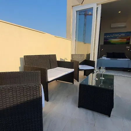 Bay Square Penthouse Апартаменты Сент-Полс-Бей